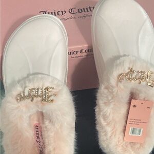 Juicy Couture NWT NEW Slippers Size 8